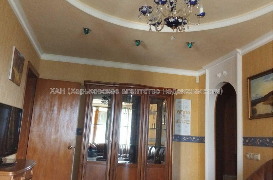 Продам квартиру, Аэрокосмический пр. , 4  ком., 65 м², евроремонт 