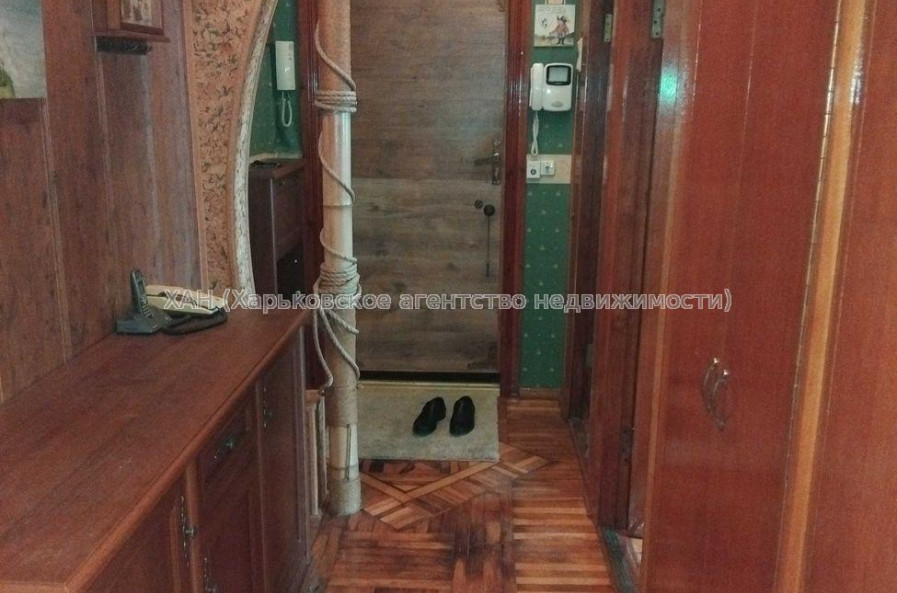 Продам квартиру, Аэрокосмический пр. , 4  ком., 65 м², евроремонт 