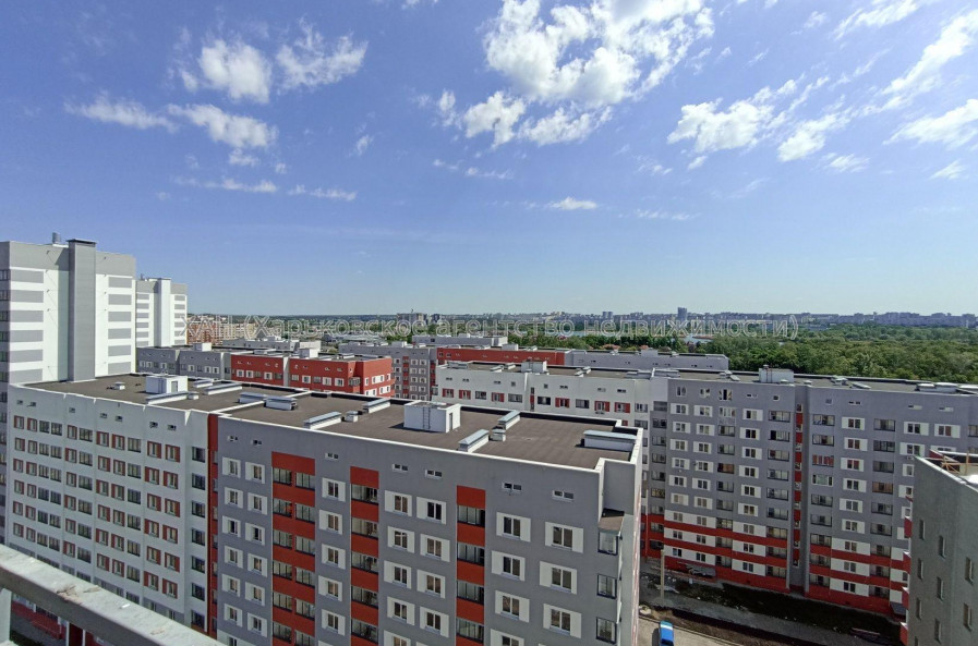 Продам квартиру, Шевченко ул. , 2  ком., 66 м², без внутренних работ 