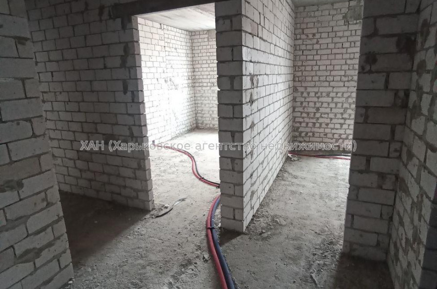 Продам квартиру, Шевченко ул. , 2 кім., 66 м², без внутренних работ 