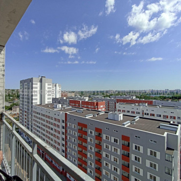 Продам квартиру, Шевченко ул. , 2  ком., 66 м², без внутренних работ 