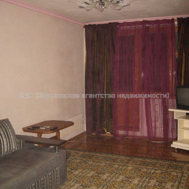 Продам квартиру, Гвардейцев Широнинцев ул. , 4  ком., 84 м², евроремонт 