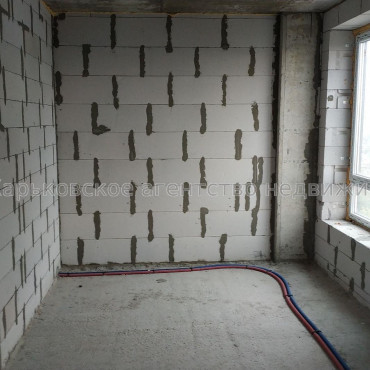 Продам квартиру, Качановская ул. , 2 кім., 71 м², без внутренних работ 