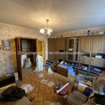 Продам квартиру, Аэрокосмический пр. , 3 кім., 66 м², косметический ремонт 
