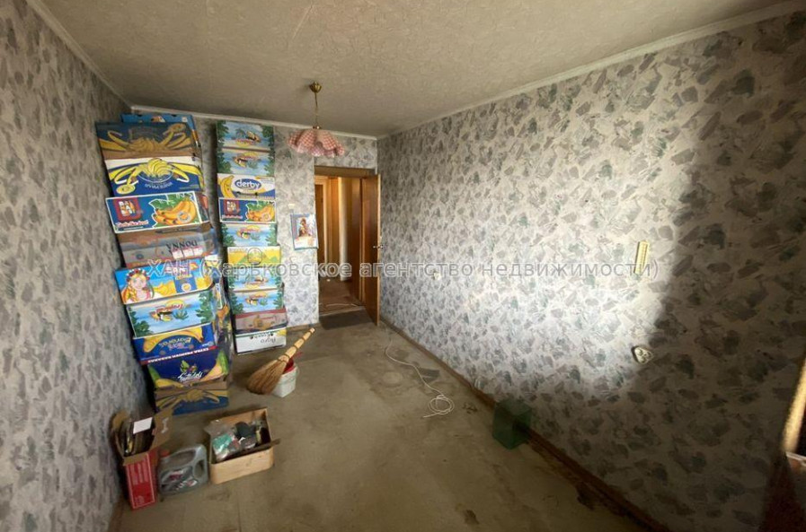 Продам квартиру, Аэрокосмический пр. , 3 кім., 66 м², косметический ремонт 