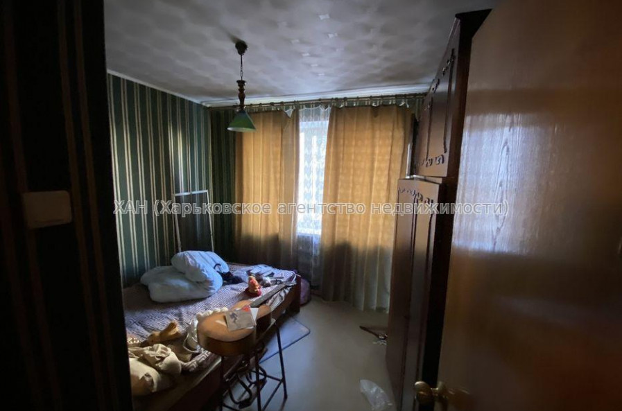 Продам квартиру, Аэрокосмический пр. , 3 кім., 66 м², косметический ремонт 