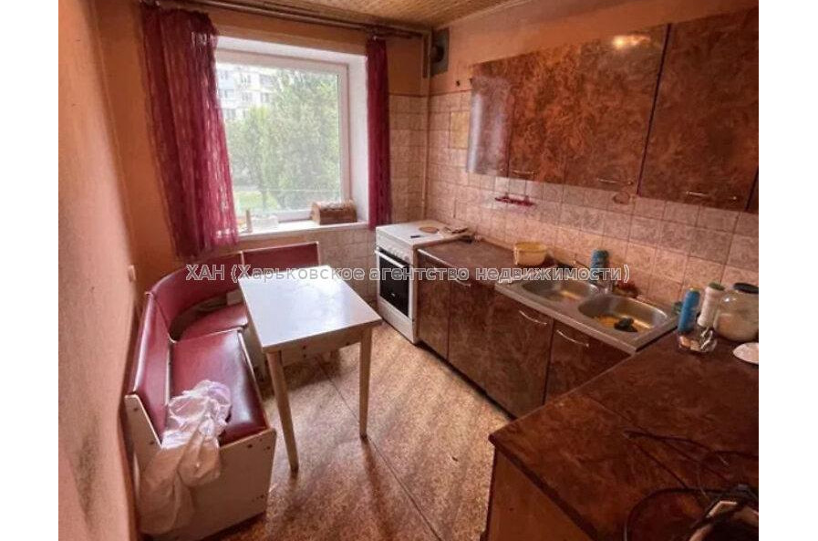 Продам квартиру, Аэрокосмический пр. , 3 кім., 66 м², косметический ремонт 