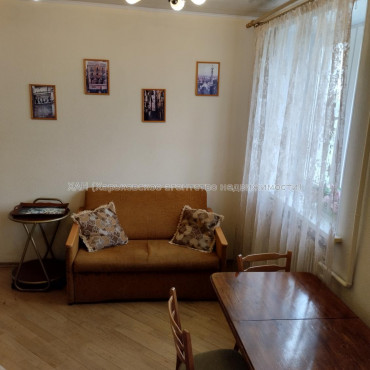 Продам квартиру, Клочковская ул. , 186Б , 3 кім., 71 м², капитальный ремонт 