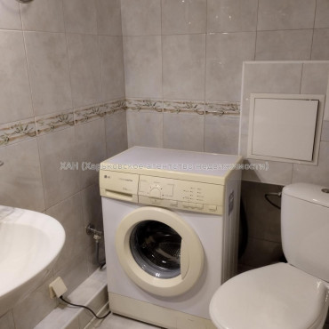 Продам квартиру, Клочковская ул. , 186Б , 3 кім., 71 м², капитальный ремонт 