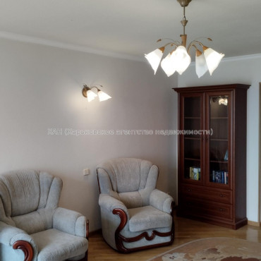 Продам квартиру, Клочковская ул. , 186Б , 3 кім., 71 м², капитальный ремонт 