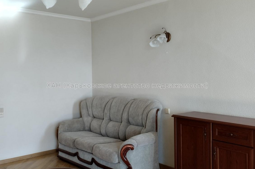 Продам квартиру, Клочковская ул. , 186Б , 3 кім., 71 м², капитальный ремонт 