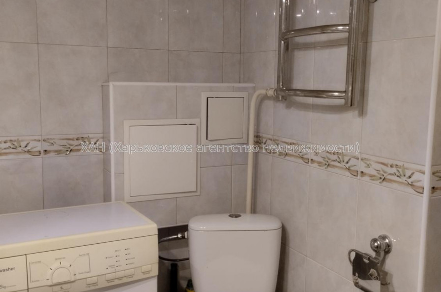 Продам квартиру, Клочковская ул. , 186Б , 3 кім., 71 м², капитальный ремонт 