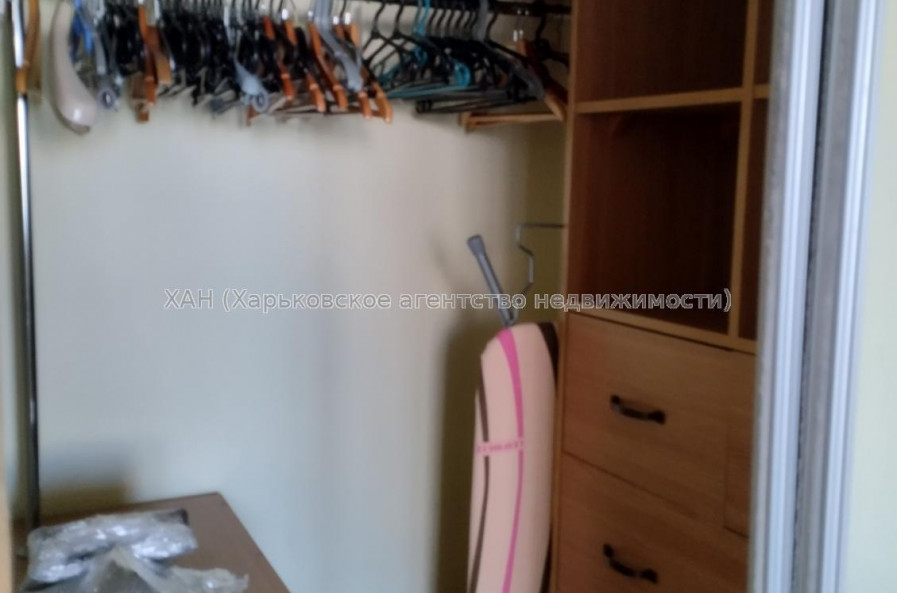 Продам квартиру, Клочковская ул. , 186Б , 3 кім., 71 м², капитальный ремонт 