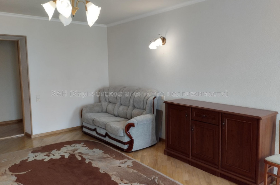 Продам квартиру, Клочковская ул. , 186Б , 3 кім., 71 м², капитальный ремонт 