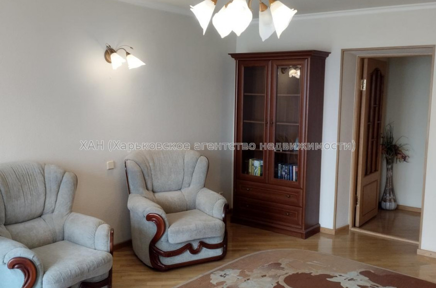Продам квартиру, Клочковская ул. , 186Б , 3 кім., 71 м², капитальный ремонт 