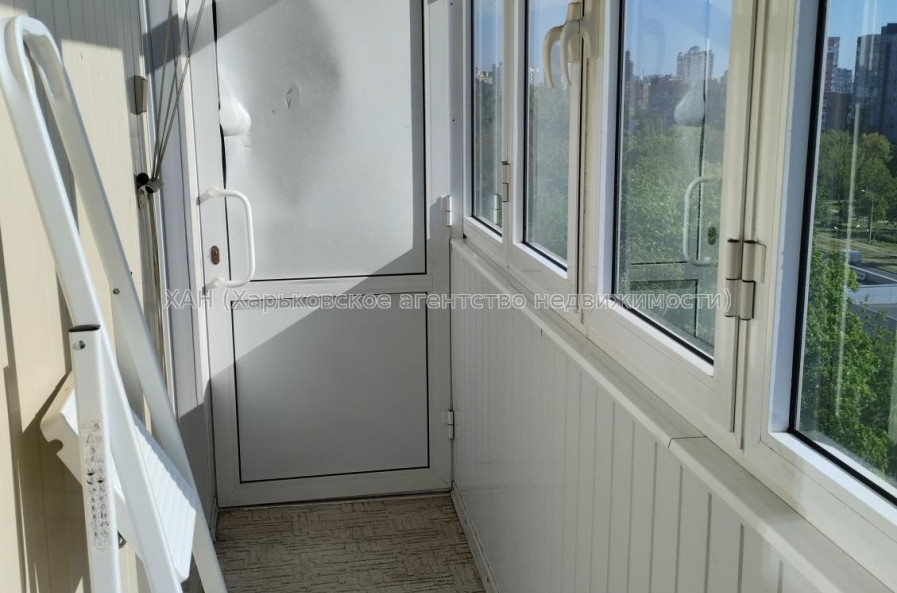 Продам квартиру, Клочковская ул. , 186Б , 3 кім., 71 м², капитальный ремонт 