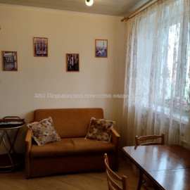 Продам квартиру, Клочковская ул. , 186Б , 3  ком., 71 м², капитальный ремонт