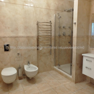 Продам квартиру, Науки просп. , 2  ком., 101.80 м², авторский дизайн 