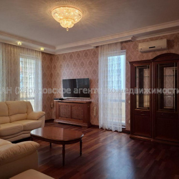 Продам квартиру, Науки просп. , 2  ком., 101.80 м², авторский дизайн 