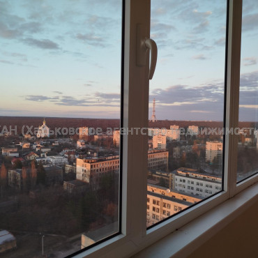 Продам квартиру, Науки просп. , 2  ком., 101.80 м², авторский дизайн 