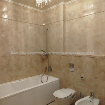 Продам квартиру, Науки просп. , 2  ком., 101.80 м², авторский дизайн 