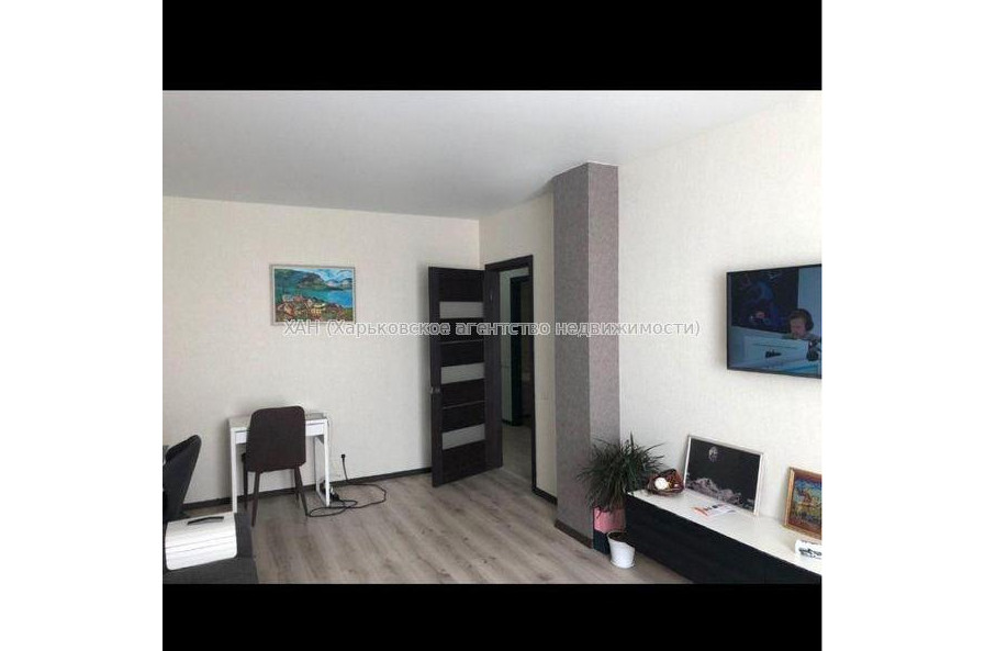 Продам квартиру, Победы просп. , 1 кім., 50 м², евроремонт 