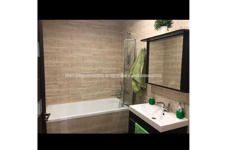 Продам квартиру, Победы просп. , 1 кім., 50 м², евроремонт 