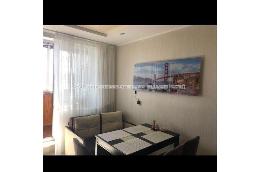 Продам квартиру, Победы просп. , 1 кім., 50 м², евроремонт 