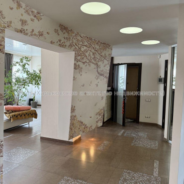 Продам квартиру, Данилевского ул. , 3 кім., 125 м², авторский дизайн 