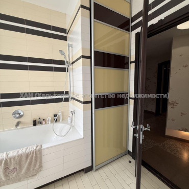 Продам квартиру, Данилевского ул. , 3 кім., 125 м², авторский дизайн 