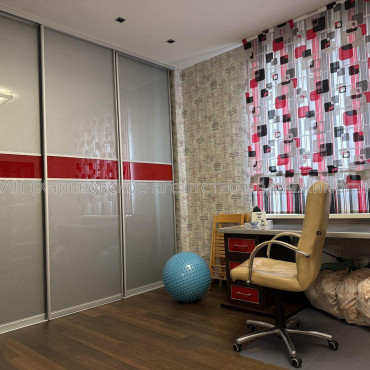 Продам квартиру, Данилевского ул. , 3 кім., 125 м², авторский дизайн 