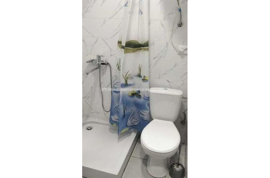 Продам квартиру, Культуры ул. , 3  ком., 63 м², капитальный ремонт 