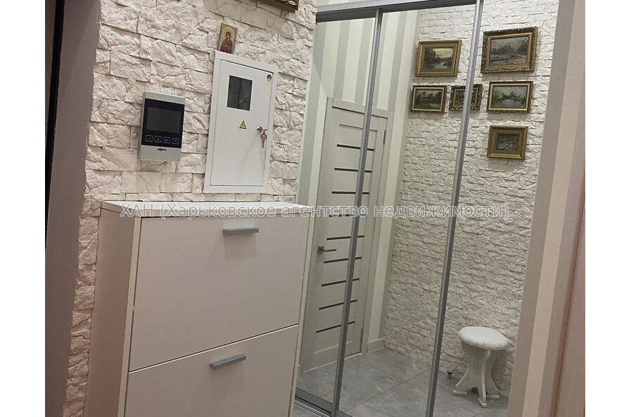 Продам квартиру, Владимирская ул. , 2  ком., 51 м², капитальный ремонт 