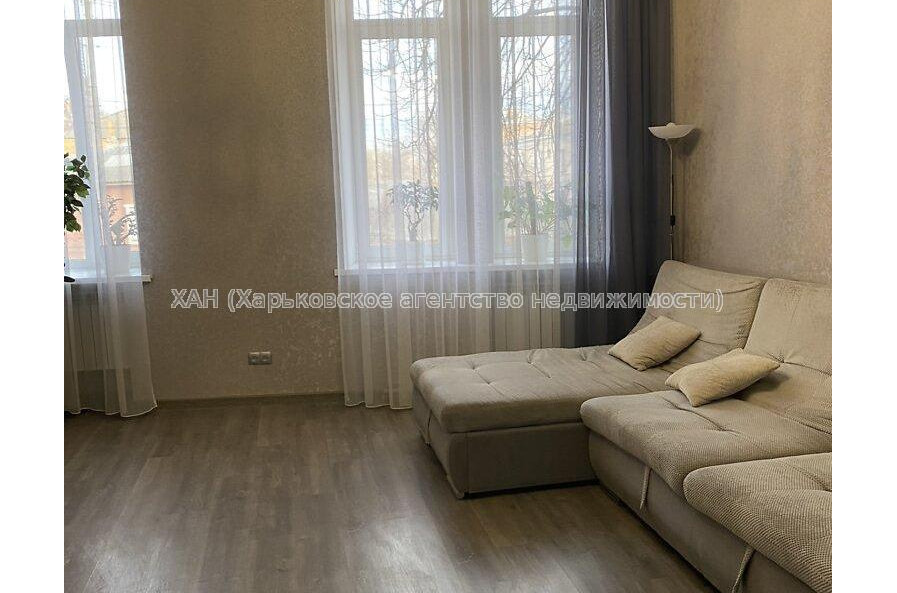 Продам квартиру, Владимирская ул. , 2  ком., 51 м², капитальный ремонт 
