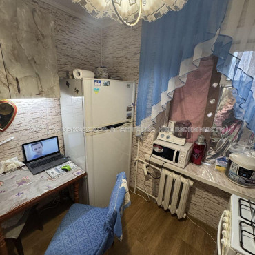 Продам квартиру, Науки просп. , 1  ком., 35 м², косметический ремонт 