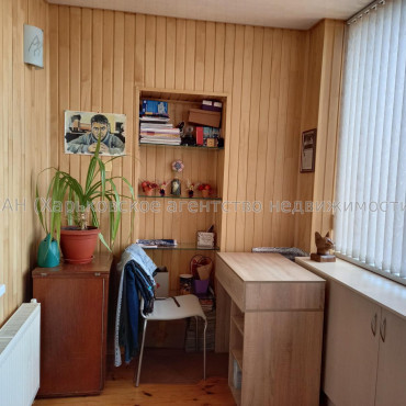 Продам квартиру, Лебединская ул. , 3  ком., 120 м², авторский дизайн 