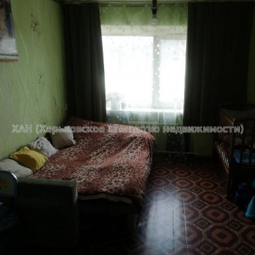 Продам квартиру, Шекспира ул. , 5  ком., 104 м², косметический ремонт 