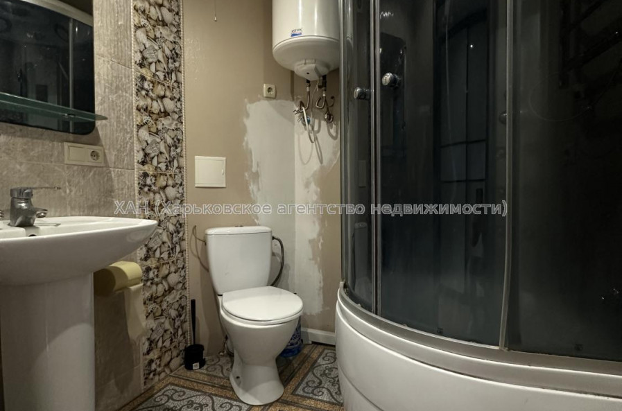 Продам квартиру, Георгия Тарасенко ул. , 1 кім., 34.50 м², капитальный ремонт 