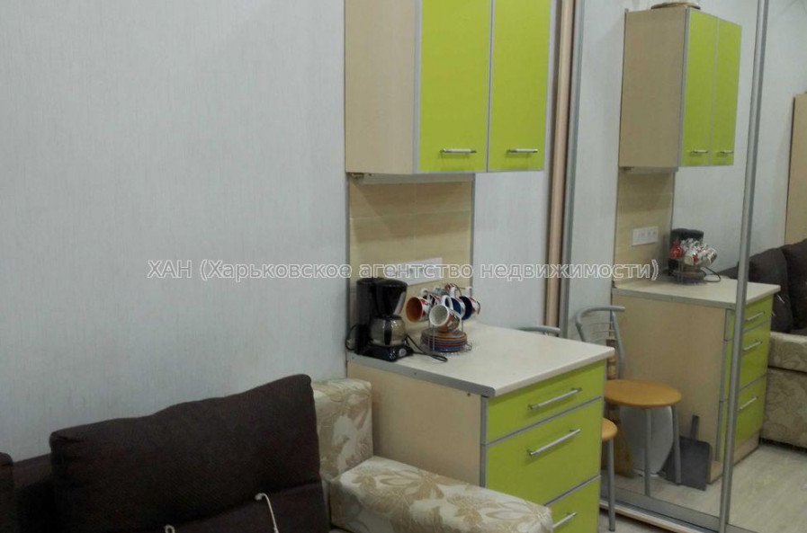 Продам квартиру, Гуданова ул. , 1  ком., 21.50 м², евроремонт 