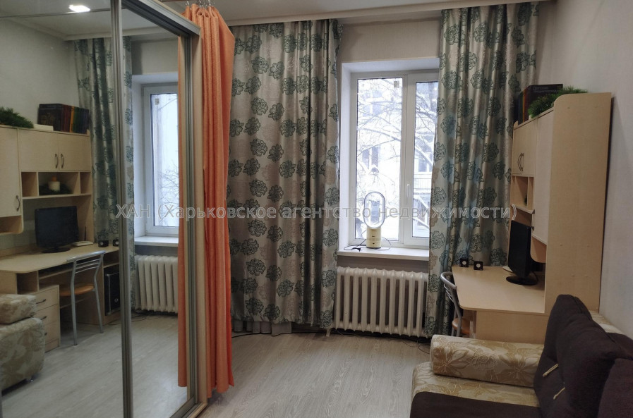 Продам квартиру, Гуданова ул. , 1 кім., 21.50 м², евроремонт 