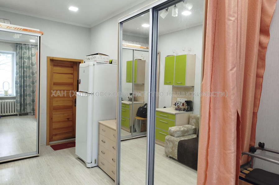 Продам квартиру, Гуданова ул. , 1 кім., 21.50 м², евроремонт 