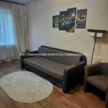 Продам квартиру, Морозова ул. , 1 кім., 30 м², капитальный ремонт 