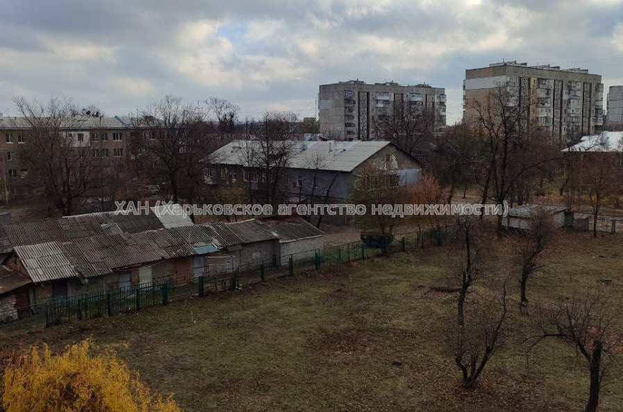 Продам квартиру, Дизельная ул. , 2 кім., 50 м², без внутренних работ 