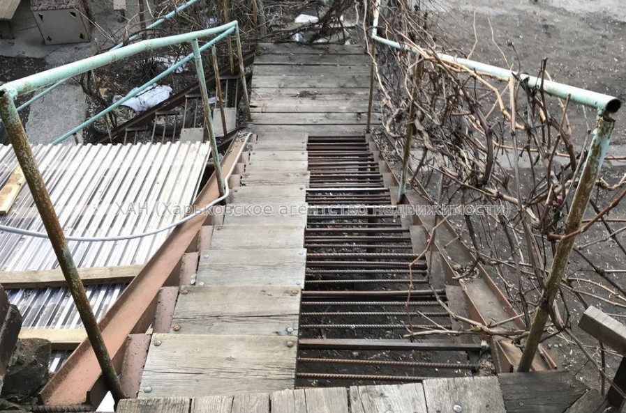 Продам квартиру, Ващенковский пер. , 3 кім., 90 м², без ремонта 