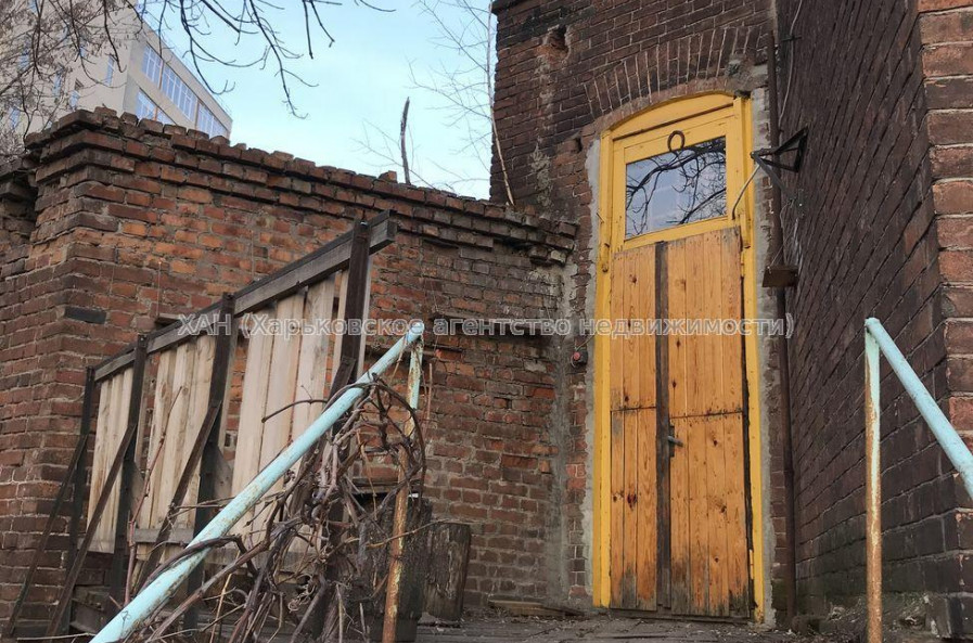 Продам квартиру, Ващенковский пер. , 3 кім., 90 м², без ремонта 