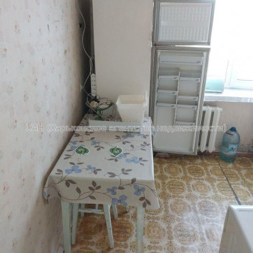 Продам квартиру, Мира ул. , 1  ком., 30 м², советский ремонт 