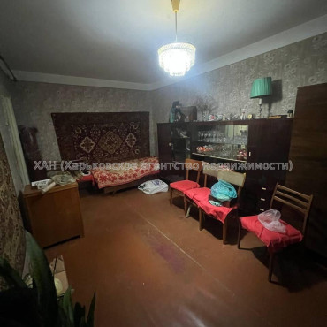 Продам квартиру, Гвардейцев Широнинцев ул. , 1  ком., 33 м², советский ремонт 
