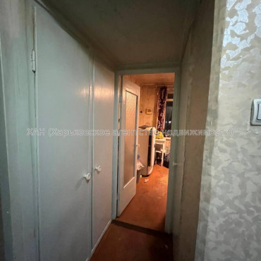 Продам квартиру, Гвардейцев Широнинцев ул. , 1  ком., 33 м², советский ремонт 