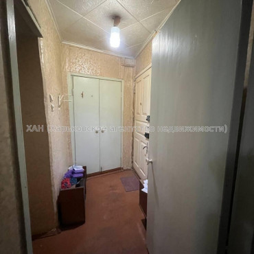 Продам квартиру, Гвардейцев Широнинцев ул. , 1  ком., 33 м², советский ремонт 