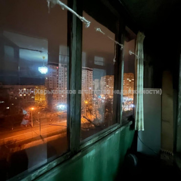 Продам квартиру, Гвардейцев Широнинцев ул. , 1  ком., 33 м², советский ремонт 